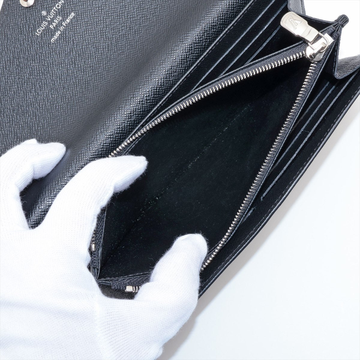 Louis Vuitton Epi Portefeuille Sara M60582 Noir Long Wallet