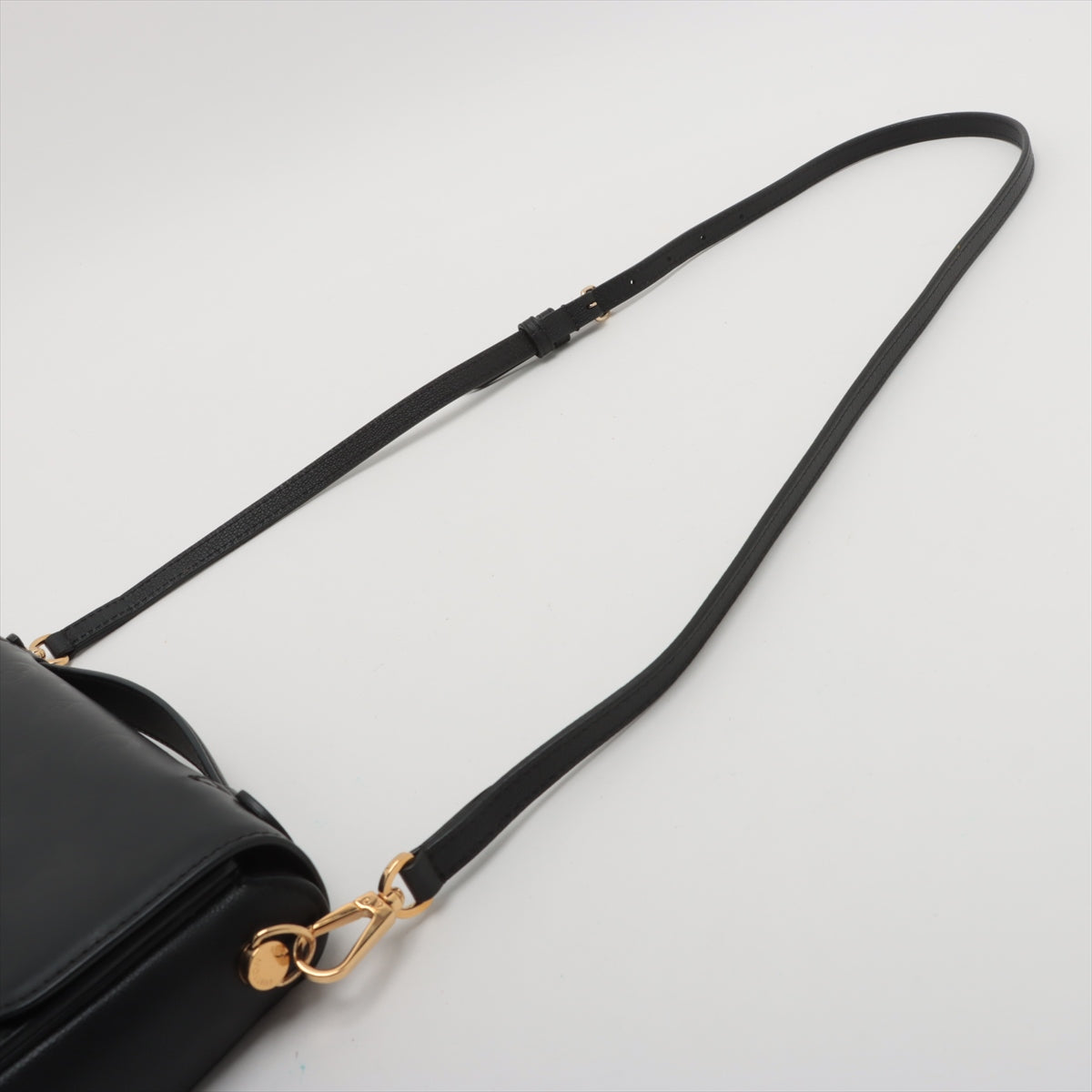 Louis Vuitton Monogram Very messenger M53382 FO2133