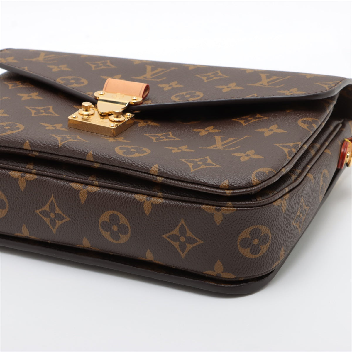 Louis Vuitton Monogram Pochette Metis MM M44875