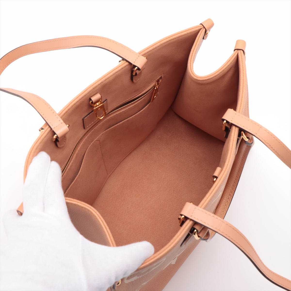 Louis Vuitton Monogram Empreinte On the Go MM M45982