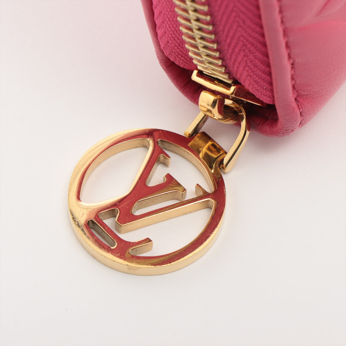 Louis Vuitton Monogram embossed Zippy Wallet Model Number Pink Zip Round Wallet