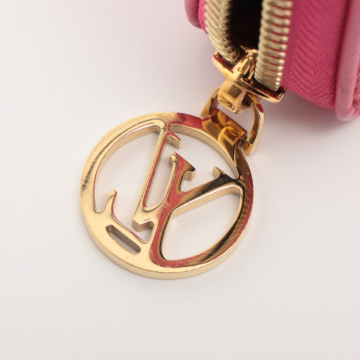 Louis Vuitton Monogram embossed Zippy Wallet Model Number Pink Zip Round Wallet