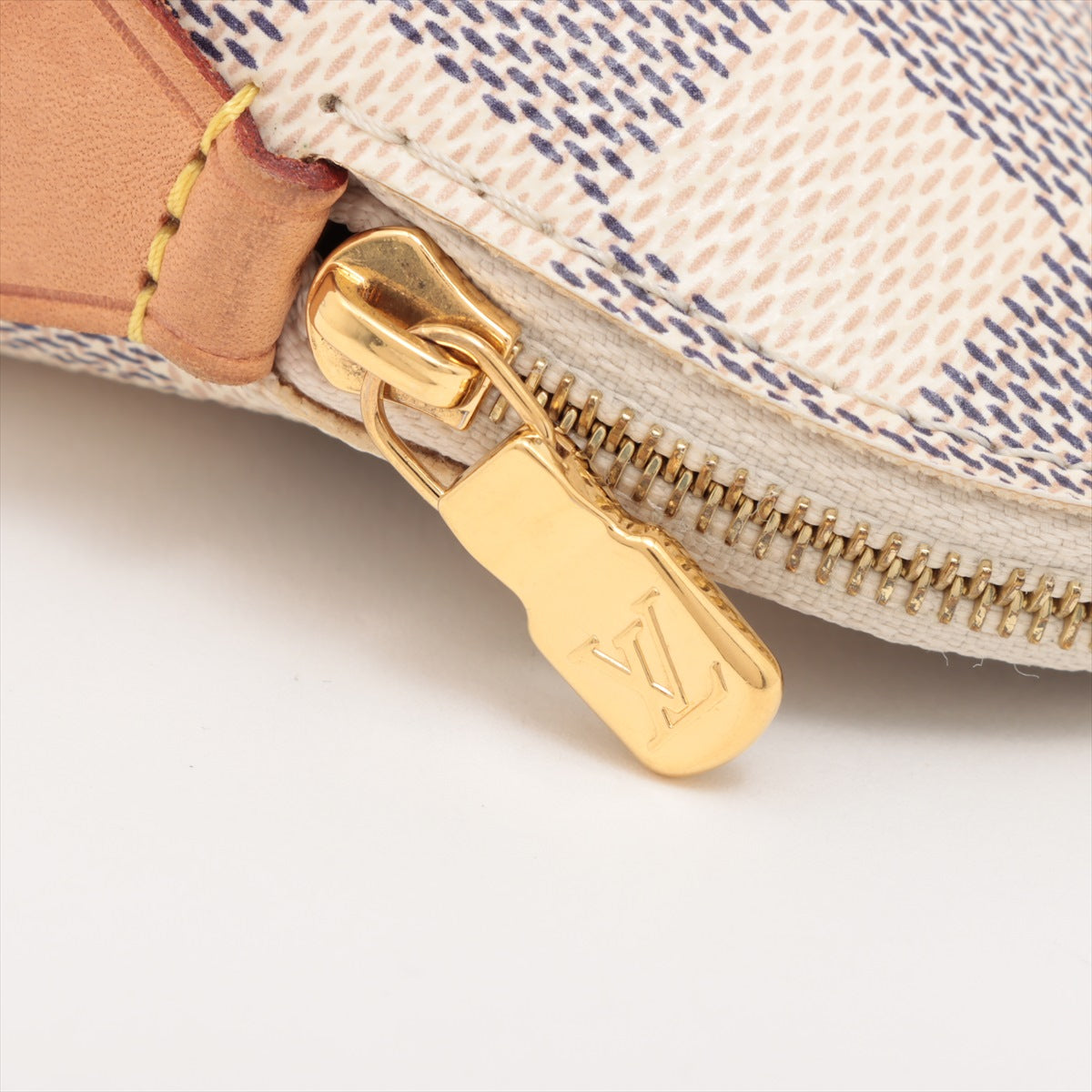 Louis Vuitton Damier Azul Pochette COSMETIC PM Ivory Pouch