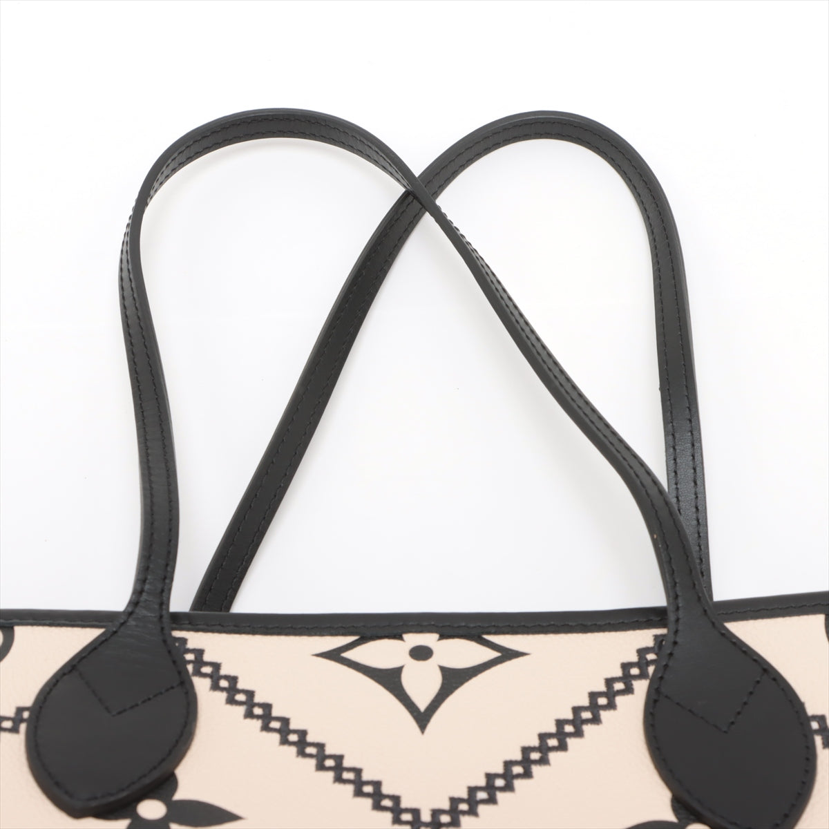 Louis Vuitton Monogram Empreinte Neverfull MM M46039