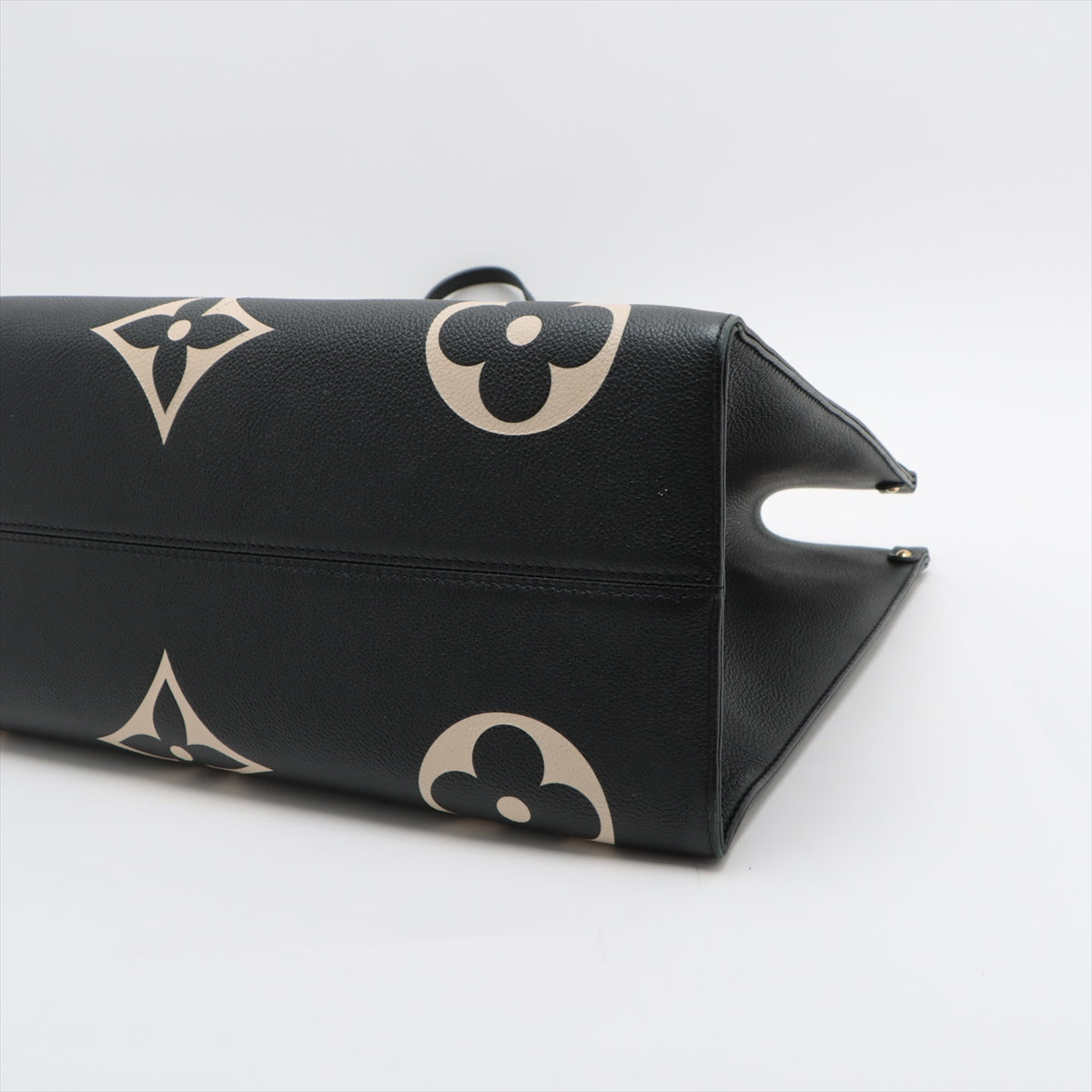 Louis Vuitton Monogram Empreinte On the Go GM M45945