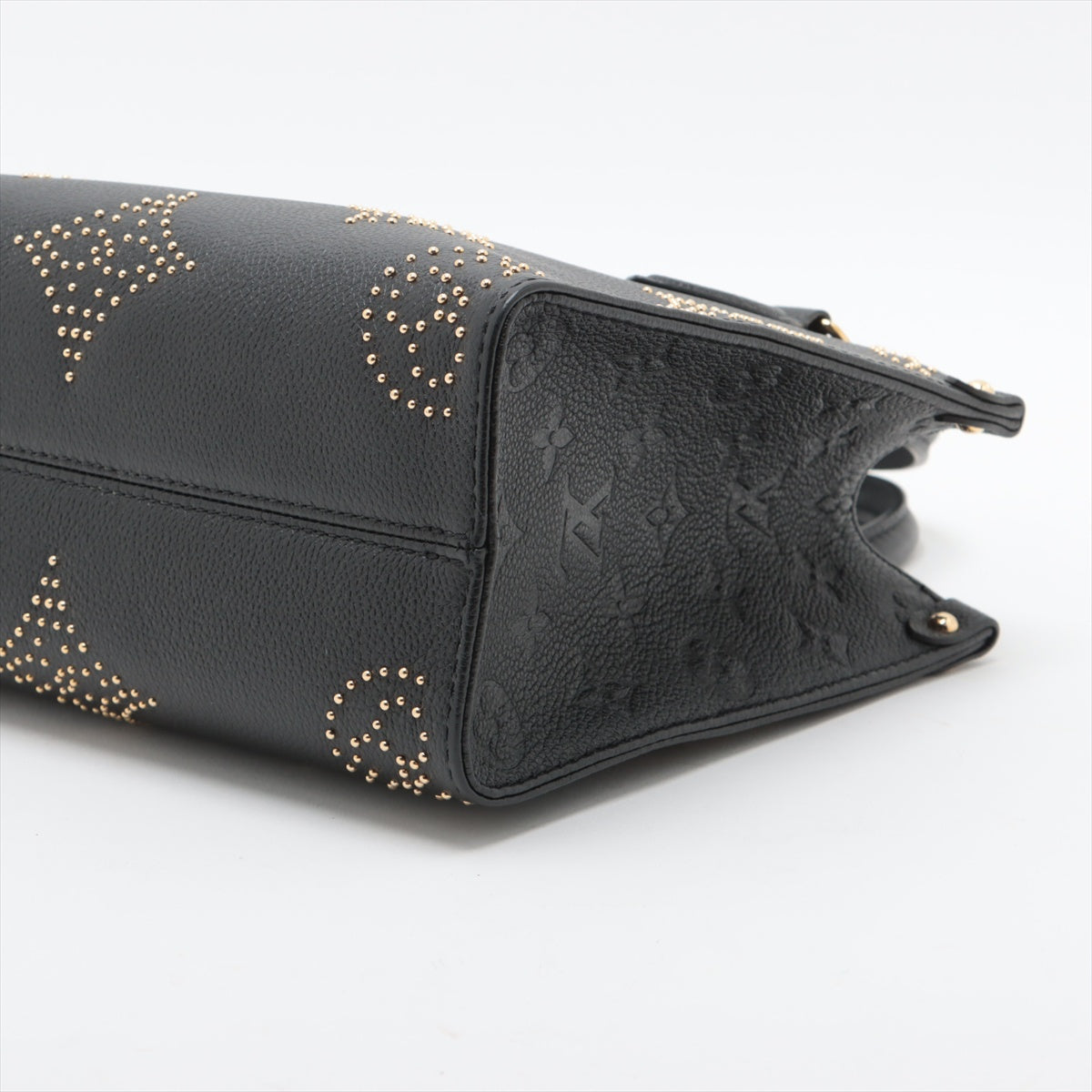 Louis Vuitton monogram empreinte On the Go PM M46733