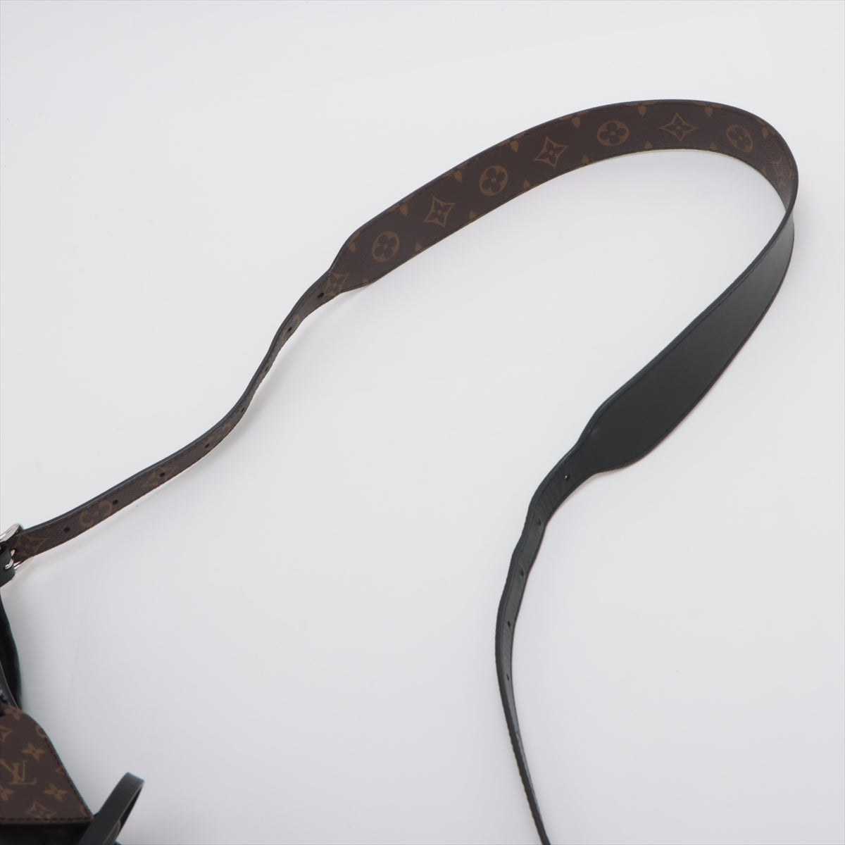Louis Vuitton Monogram Carry All Vibe MM M25143
