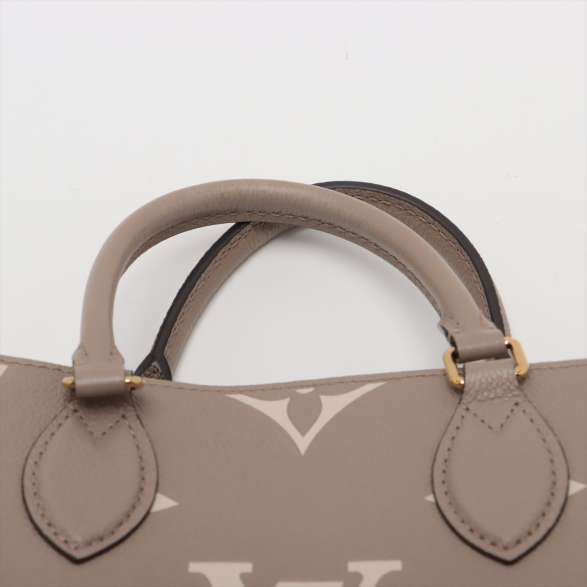 Louis Vuitton bicolor monogram empreinte On the Go PM M45779