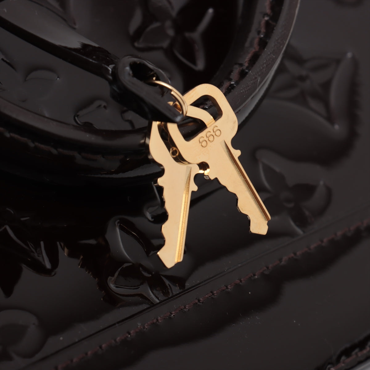 Louis Vuitton Vernis Alma BB M91678 CT4128