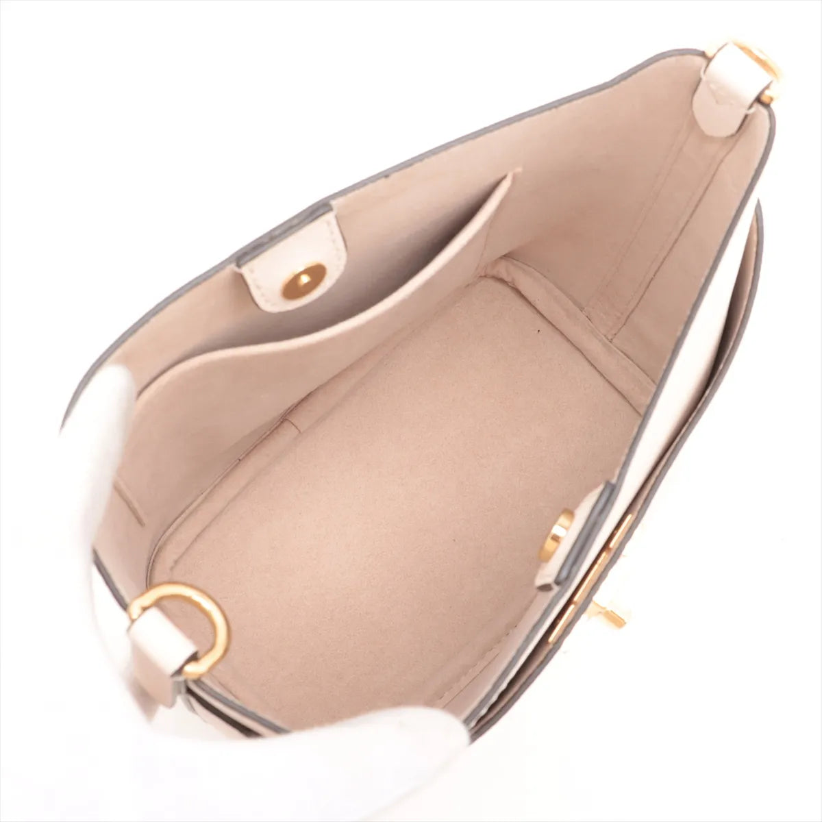 Louis Vuitton Lock Me Rock and walk M24638 White