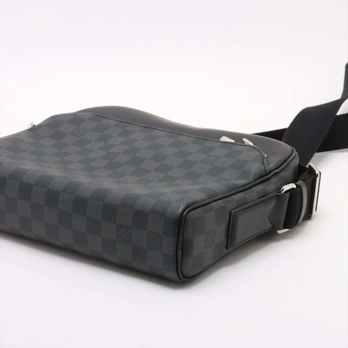 Louis Vuitton Damier Graphite Dayton PM N41408 CA2187 Black