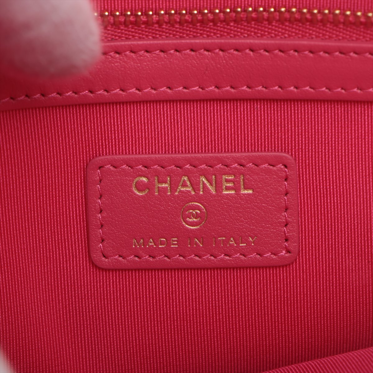 Chanel Logo Tweed Clutch bag White x black Gold Metal Fittings 30005843