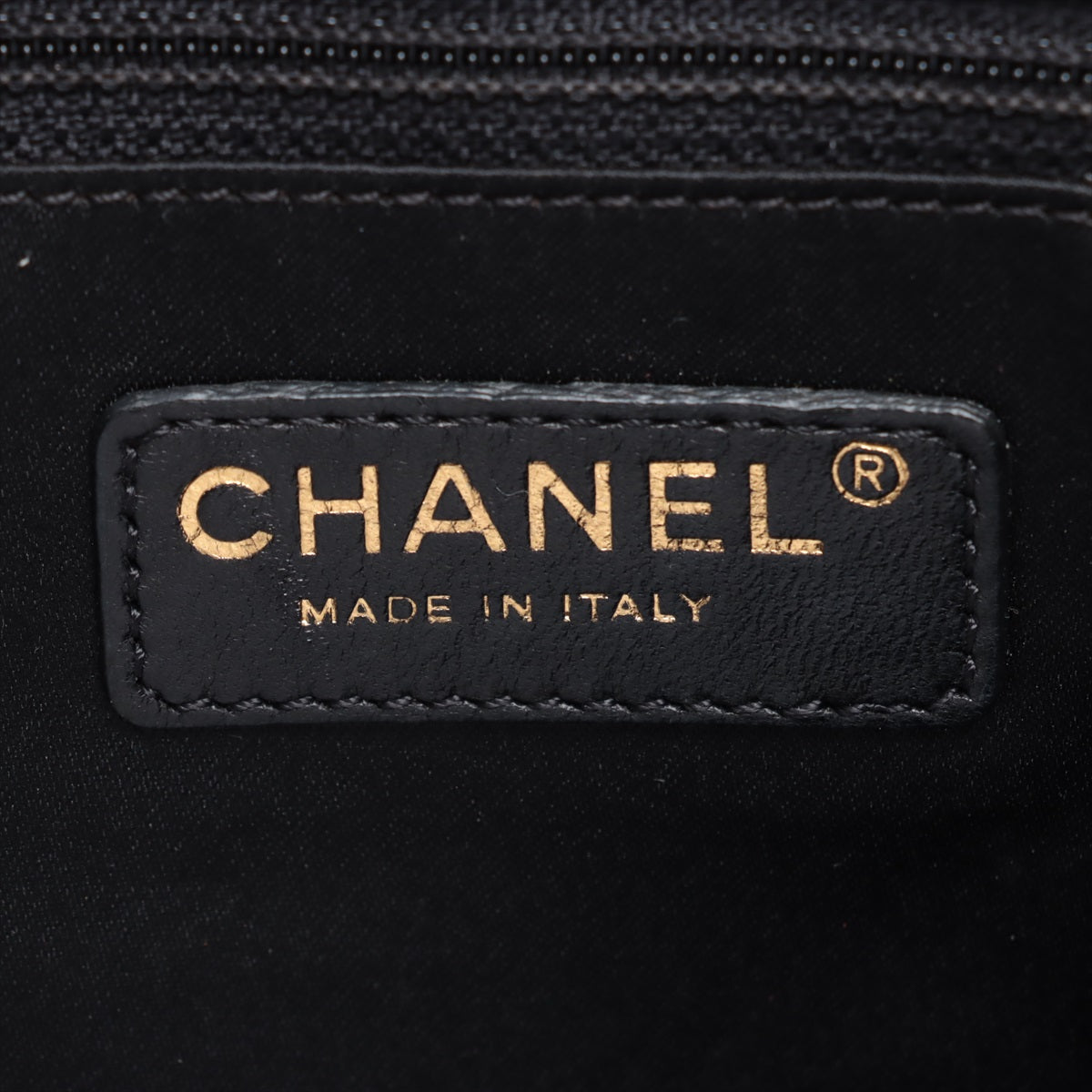 Chanel GST Caviar Skin Chain Tote Bag Black Gold Metal Fittings 16192382