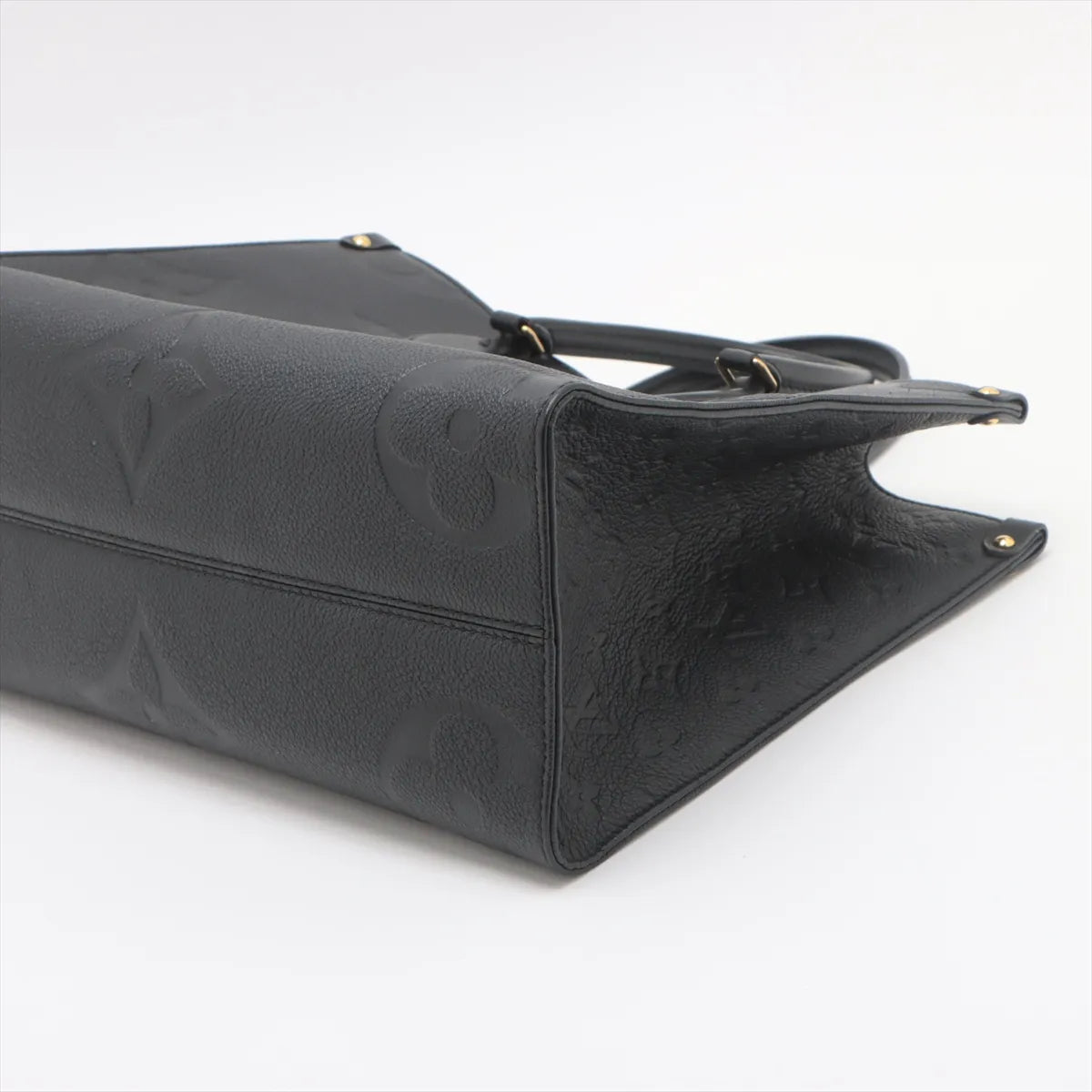 Louis Vuitton monogram empreinte On the Go MM