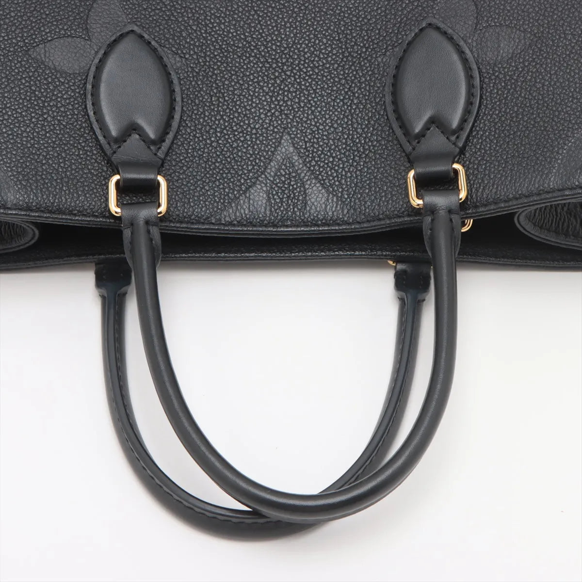 Louis Vuitton monogram empreinte On the Go MM
