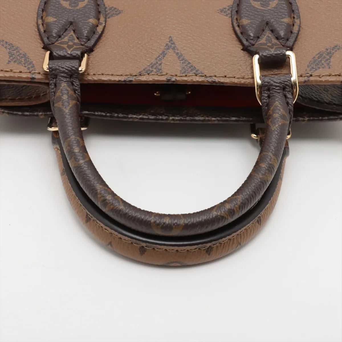 Louis Vuitton Monogram Giant Reverse On the Go BB M46839 Brown