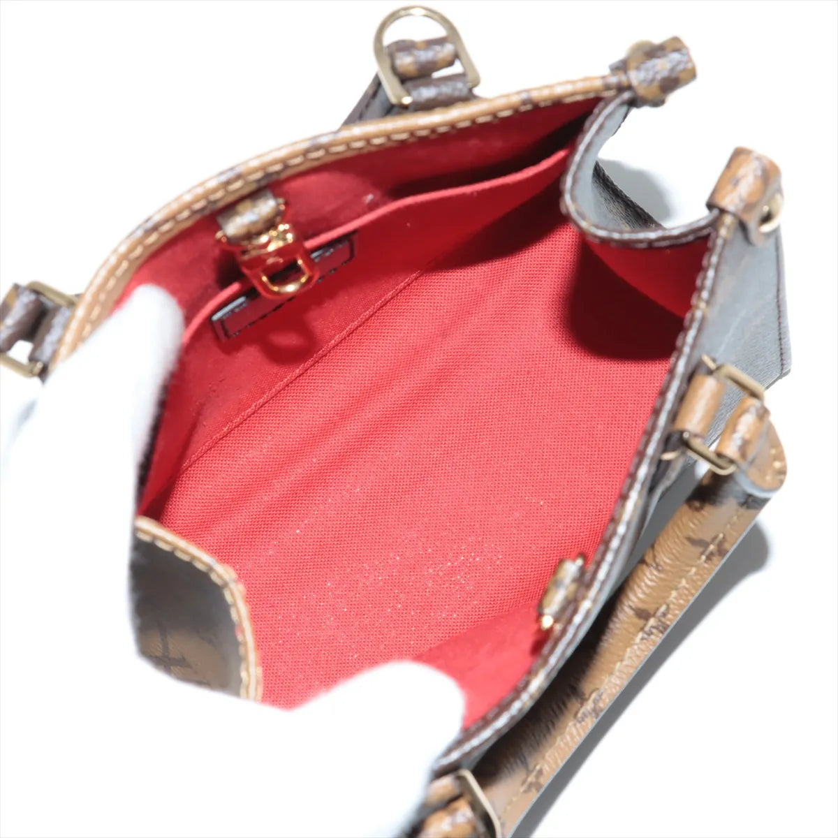 Louis Vuitton Monogram Giant Reverse On the Go BB M46839 Brown