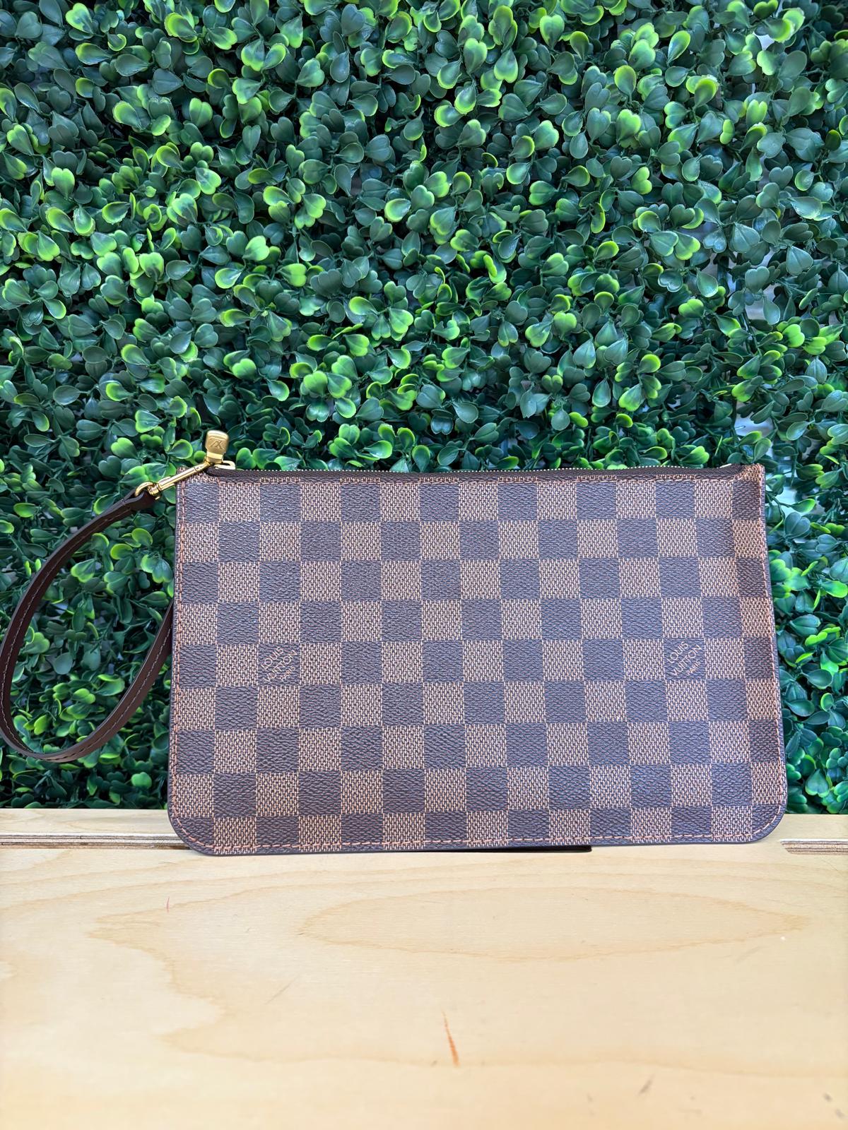 Louis Vuitton Damier Ebene Neverfull Pouch
