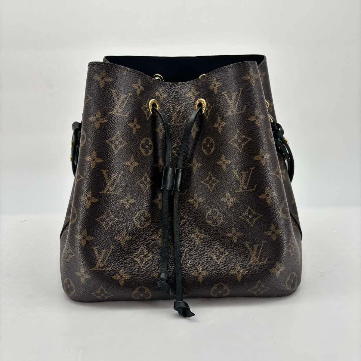 Louis Vuitton Black Monogram NéoNoé MM