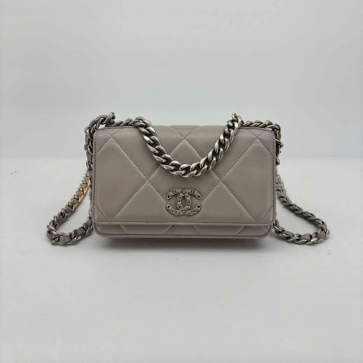 Chanel Grey Lambskin 19 Wallet on Chain, Microchipped