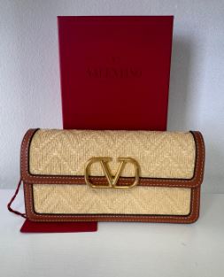 Valentino Raffia Wallet on Chain