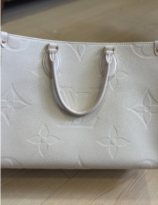 Louis Vuitton Empreinete OnTheGo MM - Neutral