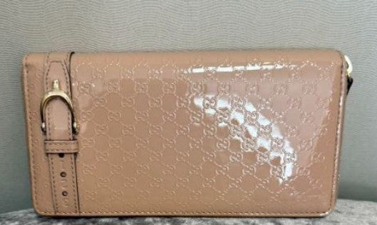 Gucci GG Beige Leather Wallet