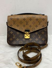 Louis Vuitton Reverse Monogram Pochette Metis - SKU: LSCJ08110079
