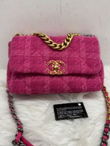 Chanel Pink Tweed Medium 19 Crossbody Series 29 - SKU: LSCJ08110099