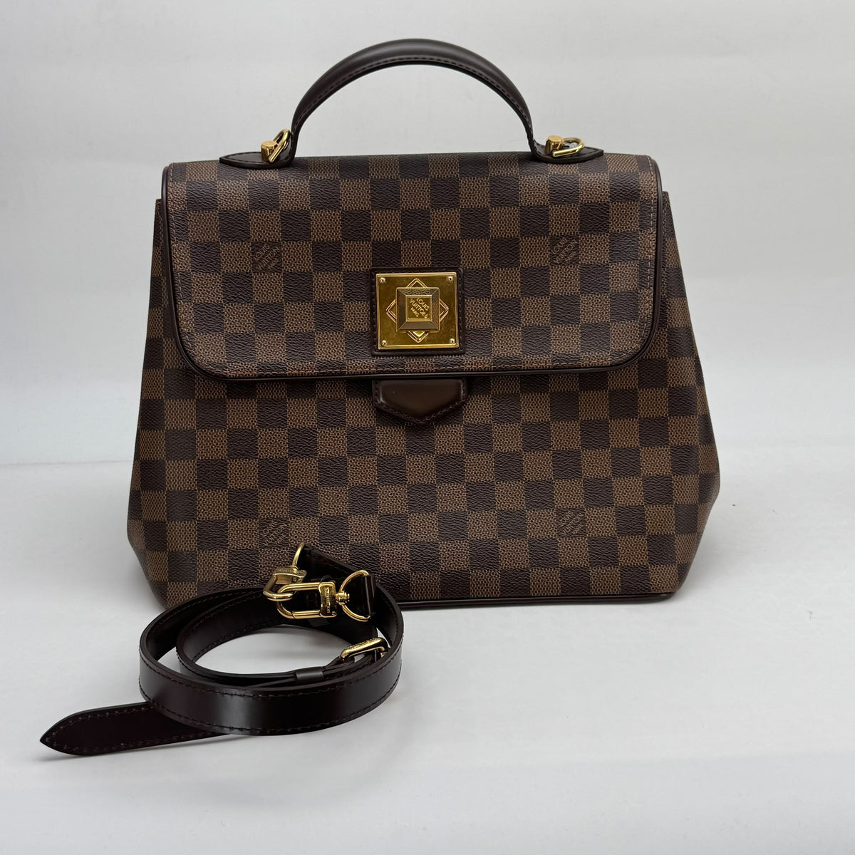 Louis Vuitton Damier Ebene Bergamo MM