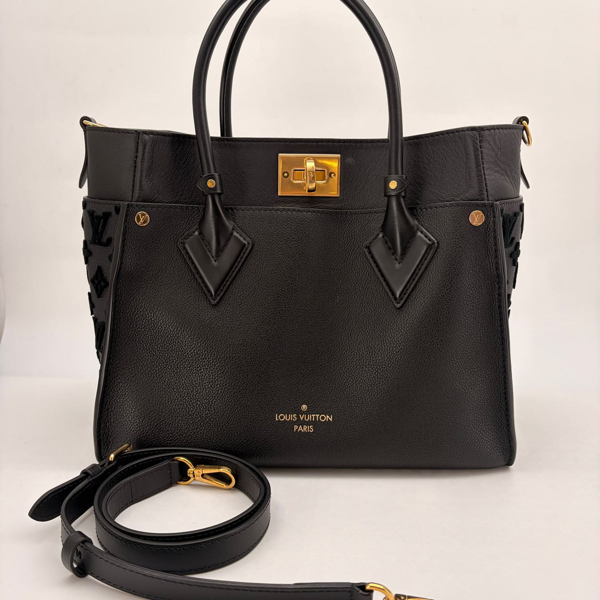 Louis Vuitton Black Leather Tuffetage On My Side Tote