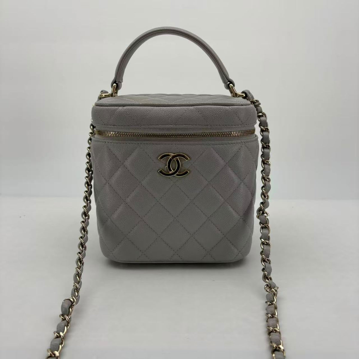 Chanel Grey Caviar Vanity, Champagne Gold Hardware, Microchipped