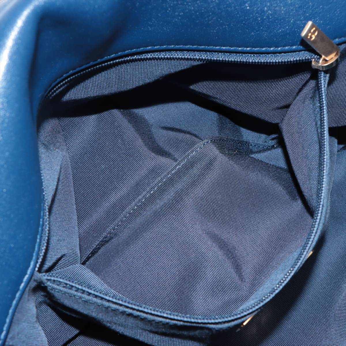 Chanel CHANEL 19 Large Lambskin Chain Shoulder Bag Navy Blue Gold x Silver Metal Fittings 29311318 AS1161