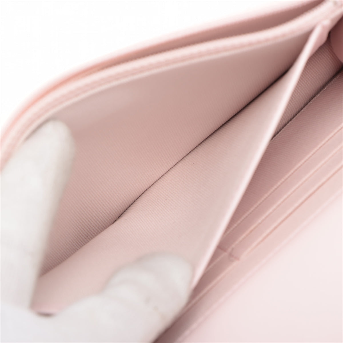 Chanel Matelasse Lambskin Chain Wallet Pearl Pink Gold Metal Fittings