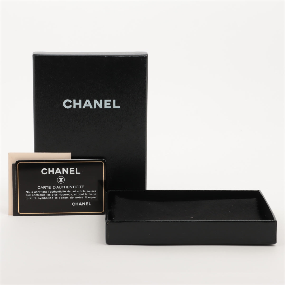 Chanel Matelasse Patent Leather Card Case Black