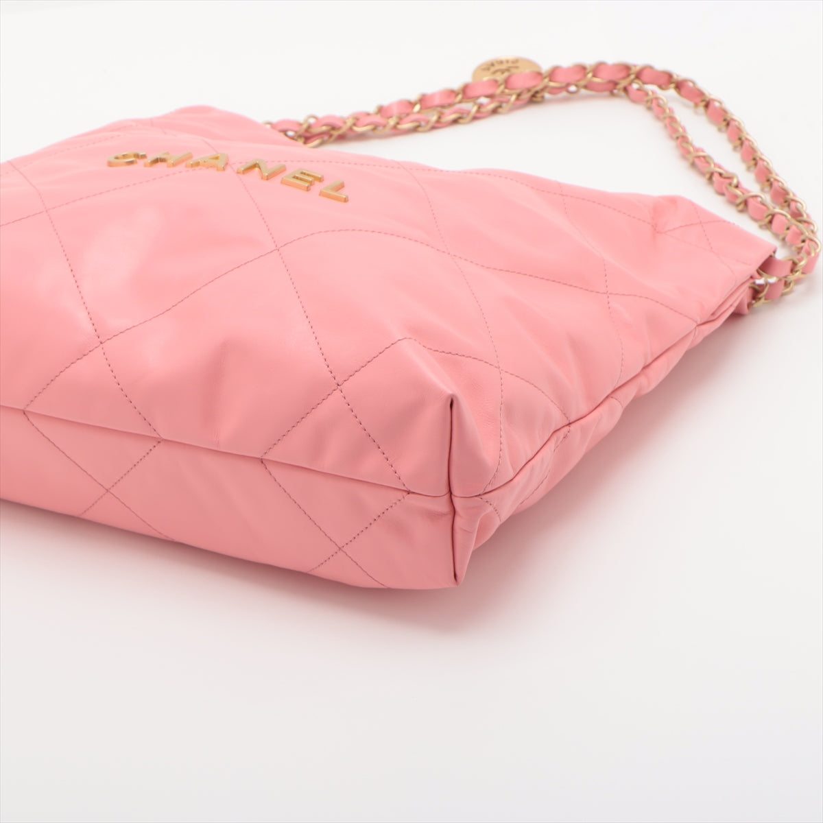 Chanel Chanel 22 Small Leather Chain Shoulder Bag