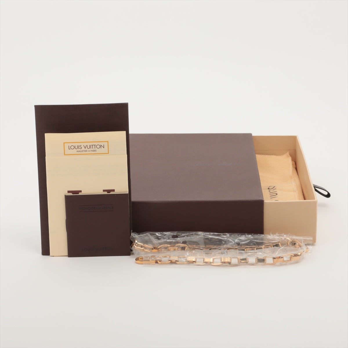 Louis Vuitton Vernis Portefeuille Sarah Chain M90090 TN3173 Roseangelique Chain Wallet