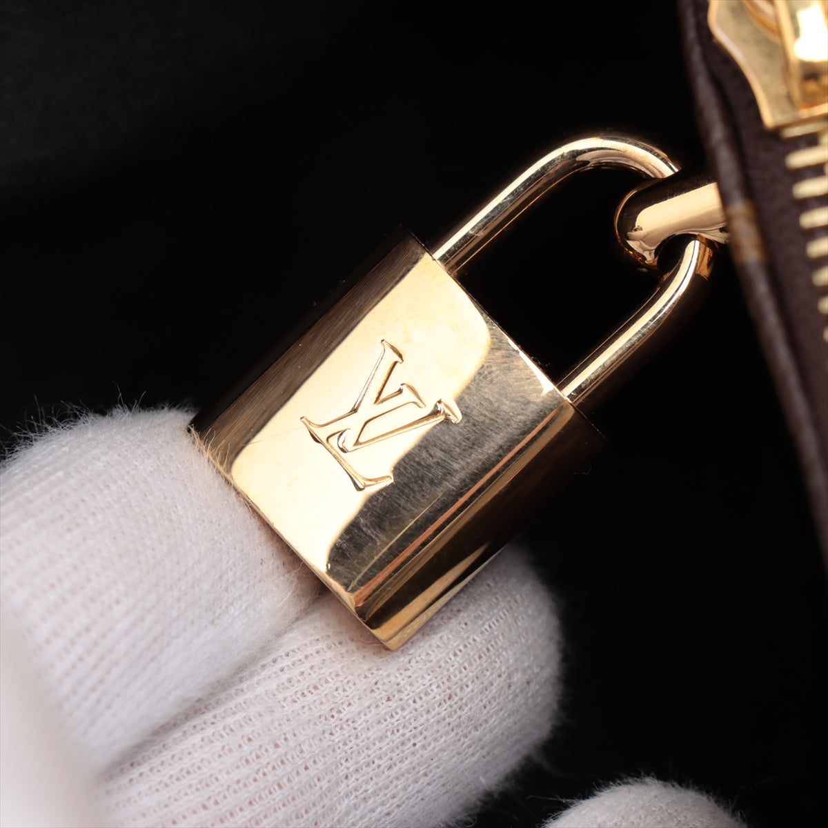 Louis Vuitton Monogram Montaigne BB M45311