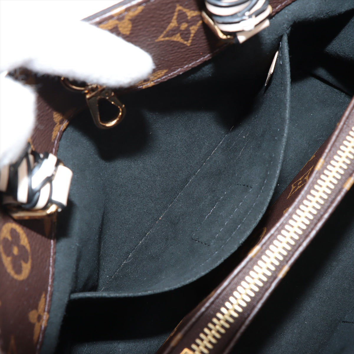 Louis Vuitton Monogram Montaigne BB M45311