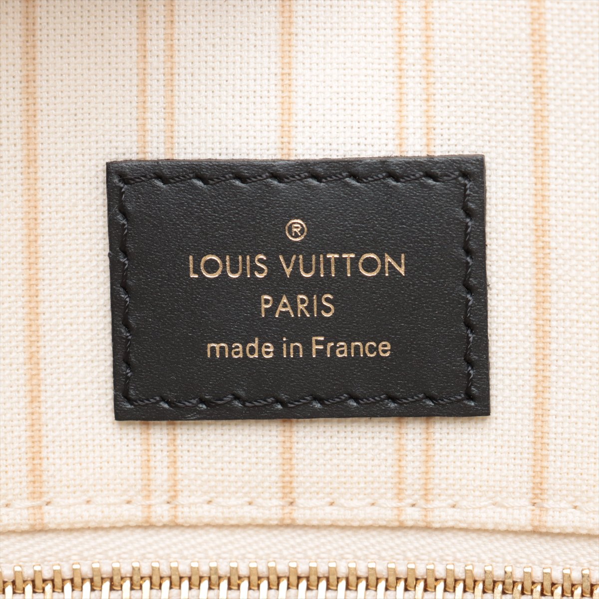 Louis Vuitton MONOGRAM GIANT On the Go GM M44675