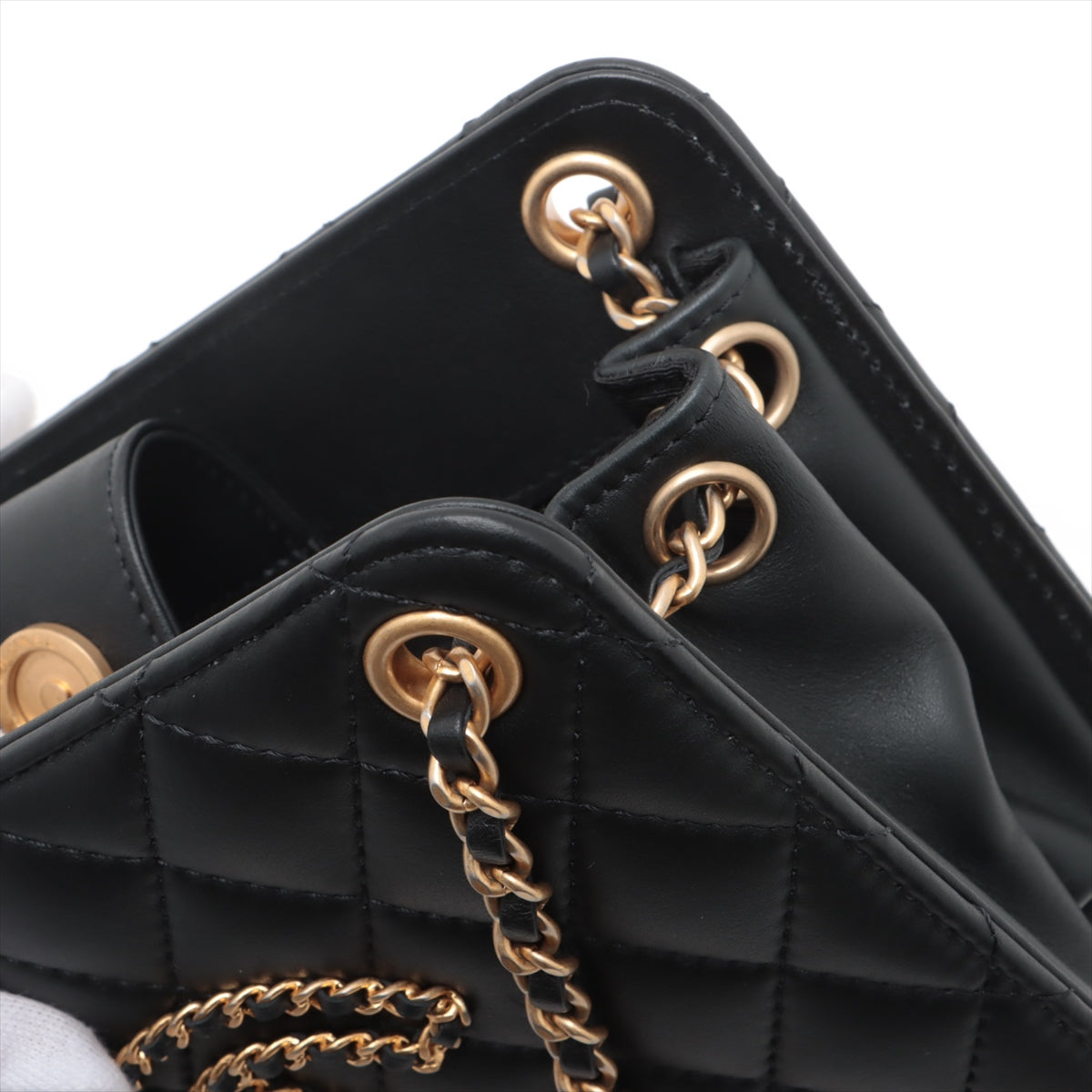 Chanel CHANEL 19 Lambskin Chain Shoulder Bag Black Gold Metal Fittings 30420986