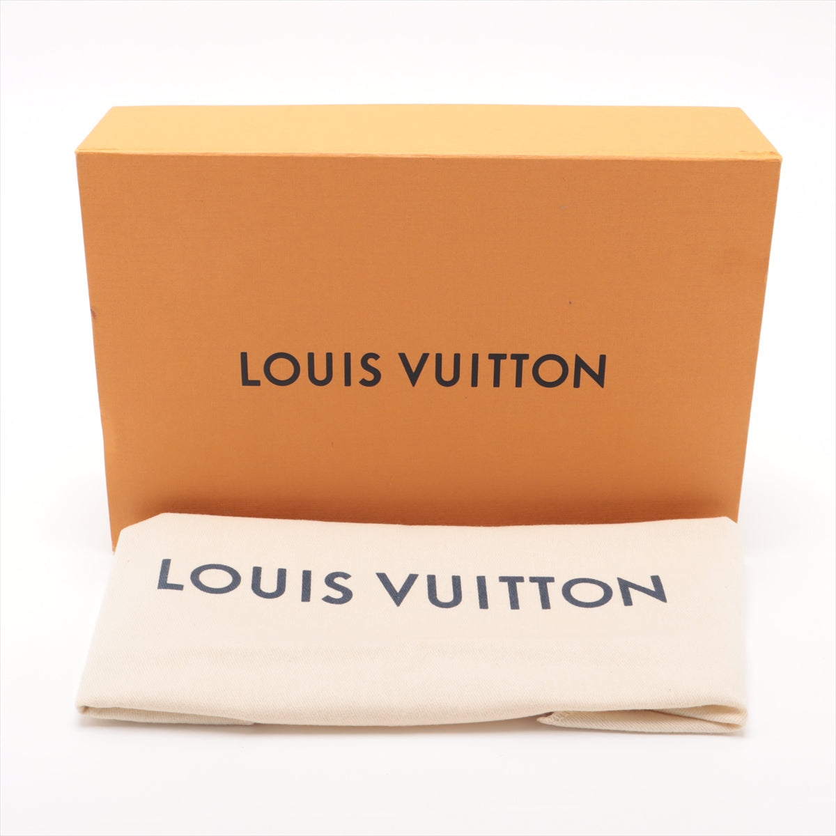 Louis Vuitton Monogram embossed Pochette Coussin M82116