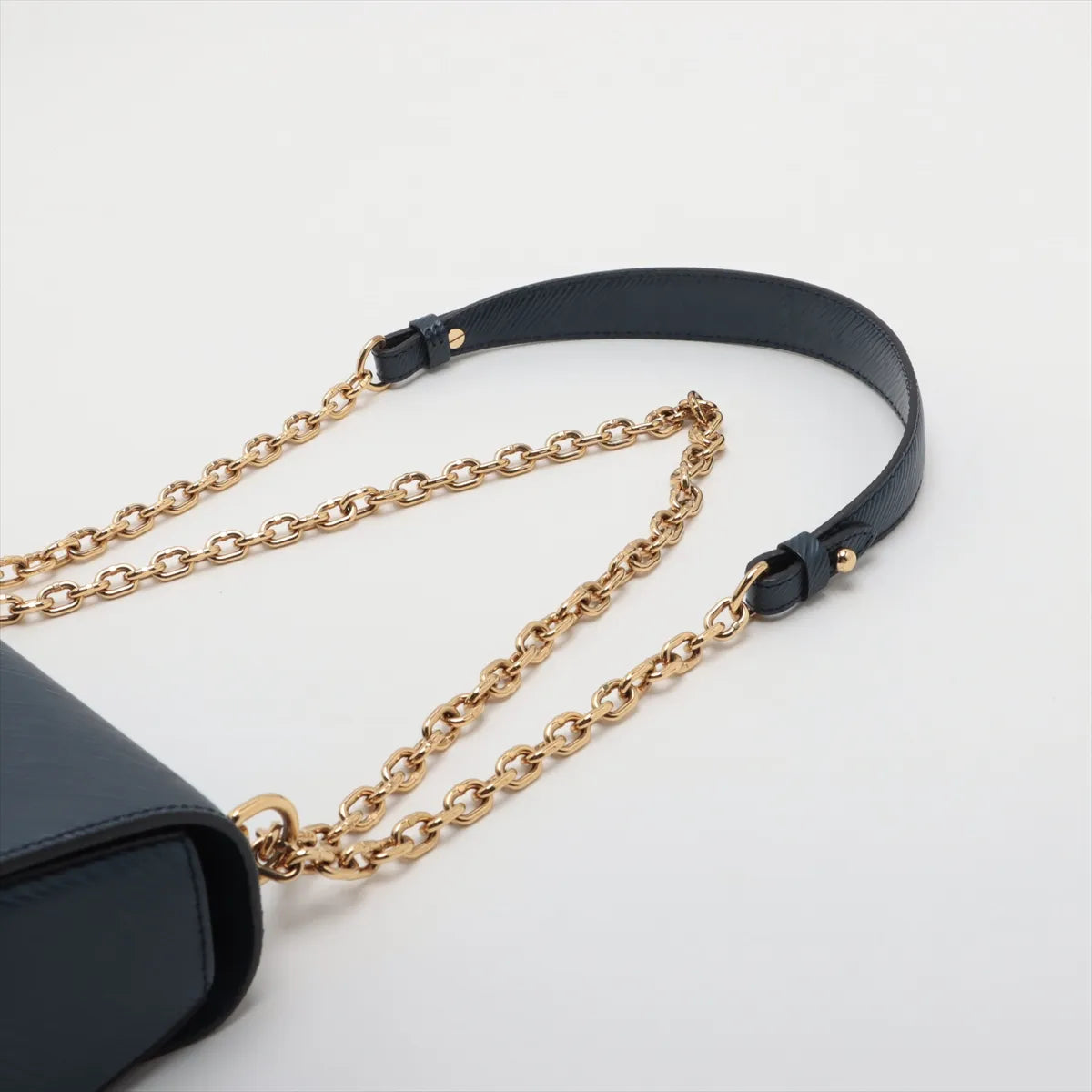 Louis Vuitton Epi Twist MM