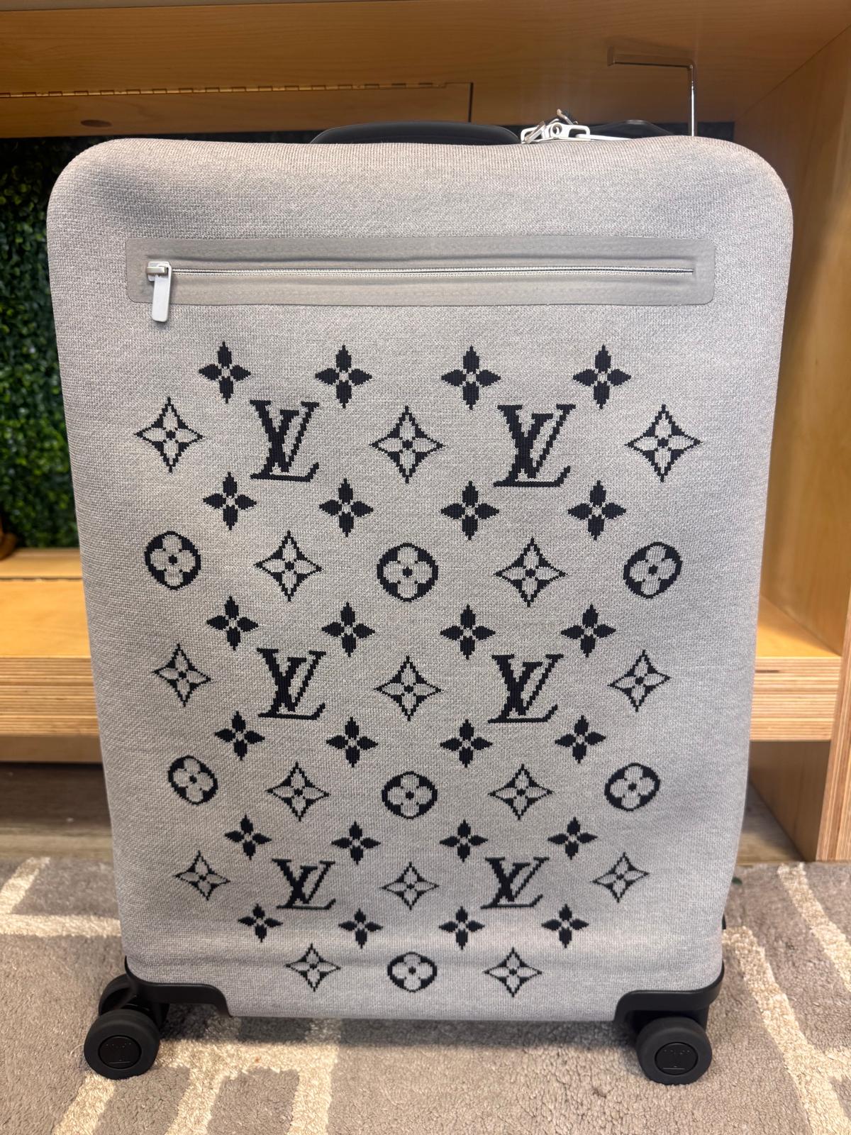 Louis Vuitton Knit Monogram Horizon Soft 55 Suitcase Roller Grey