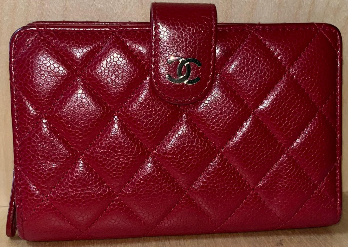 Chanel red caviar compact wallet with seal card