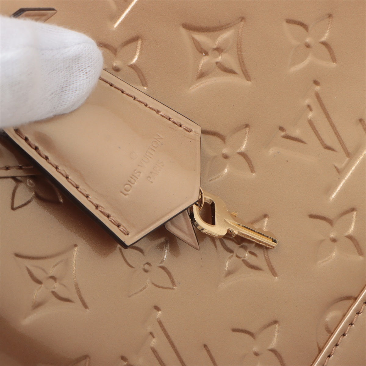 Louis Vuitton Vernis Alma BB M91752 FL3195