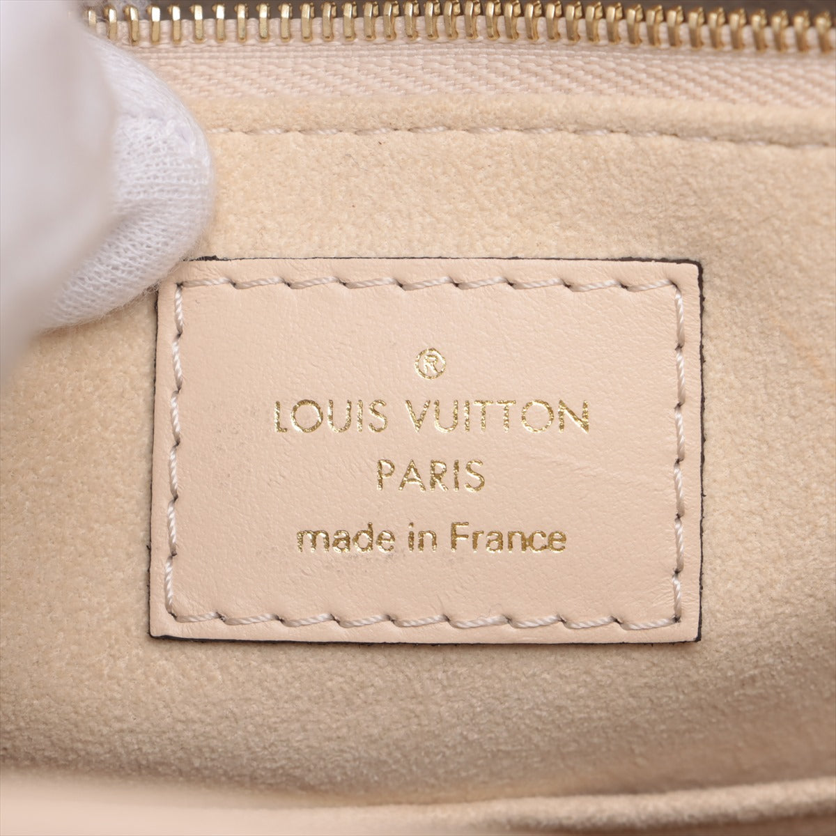 Louis Vuitton monogram empreinte On the Go MM M46531