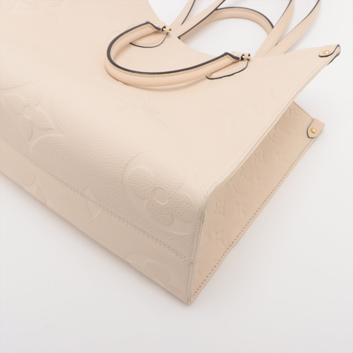 Louis Vuitton monogram empreinte On the Go MM M46531