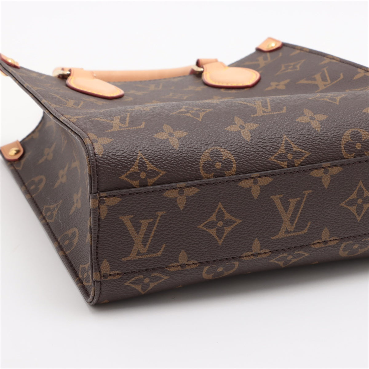 Louis Vuitton Monogram Sakpura BB M46265