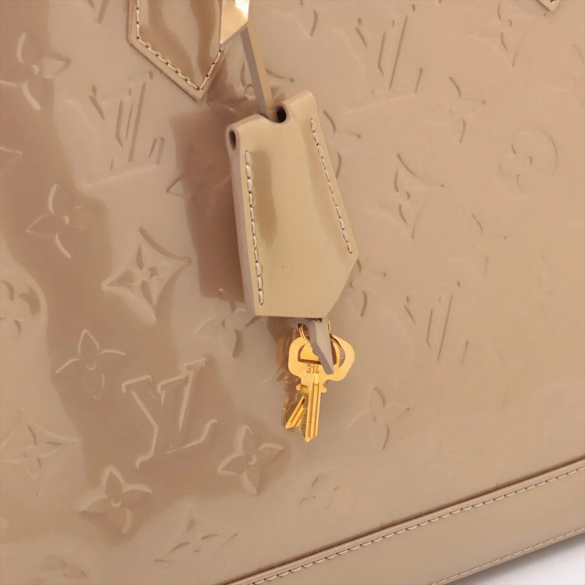 Louis Vuitton Vernis Alma PM M91751 MI3102 Beige